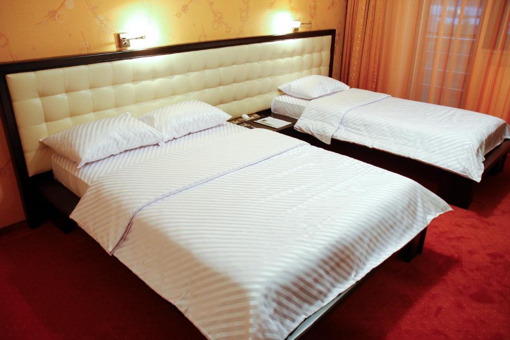 Hotel Anna Junior Targu Jiu Room photo