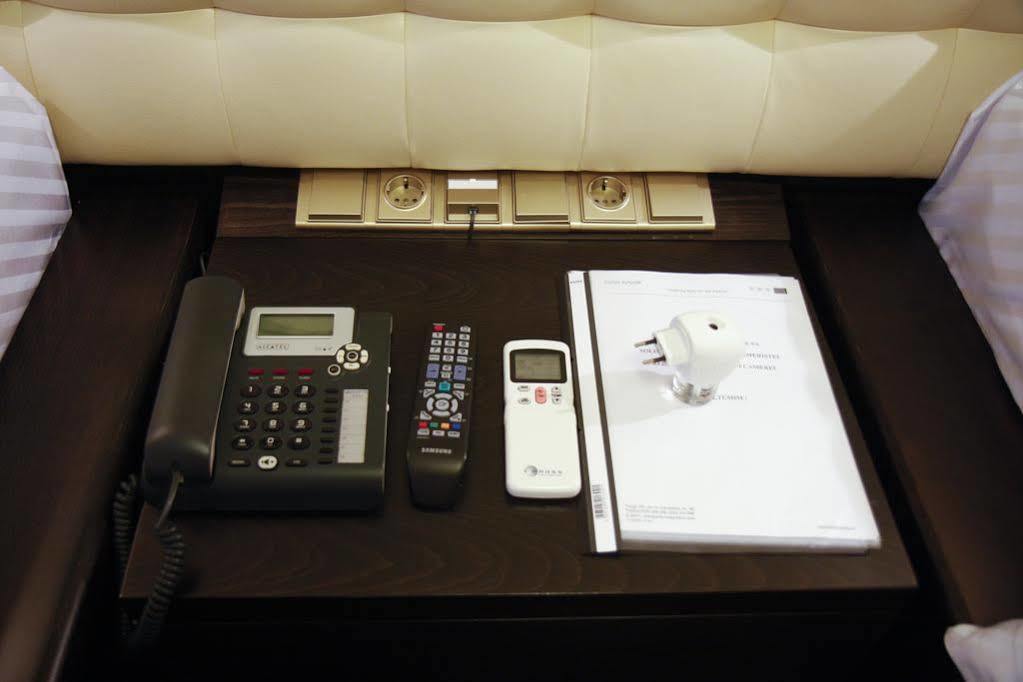 Hotel Anna Junior Targu Jiu Room photo